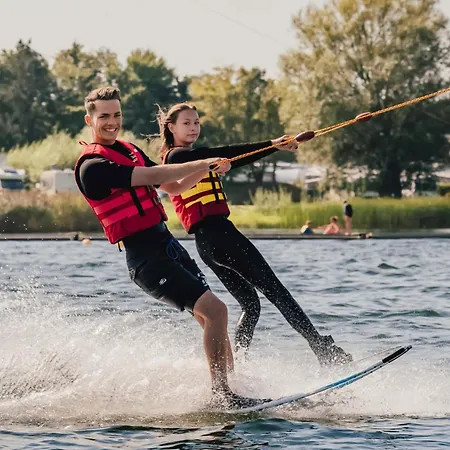 Seeparx Splash House Дом отдыха Susel